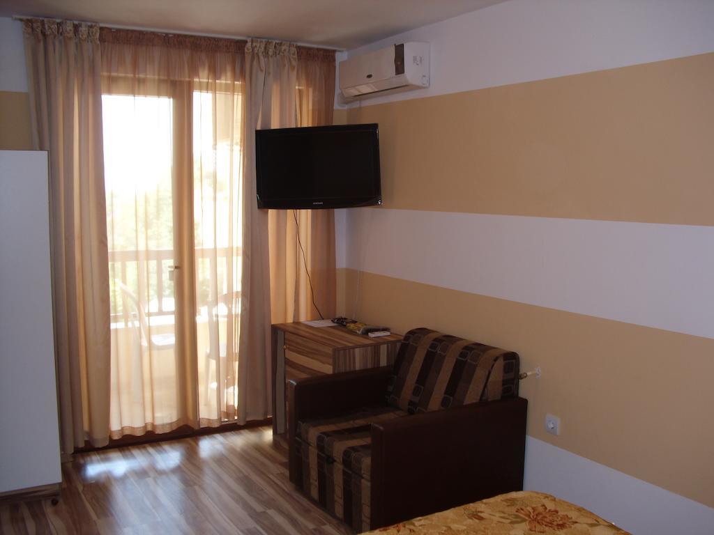 Family Hotel Malibu Cernomoreț Exterior foto